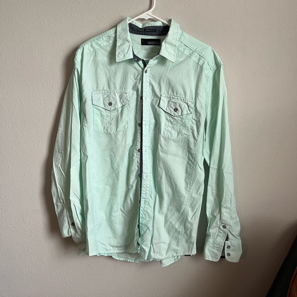 Buckle Black Button up